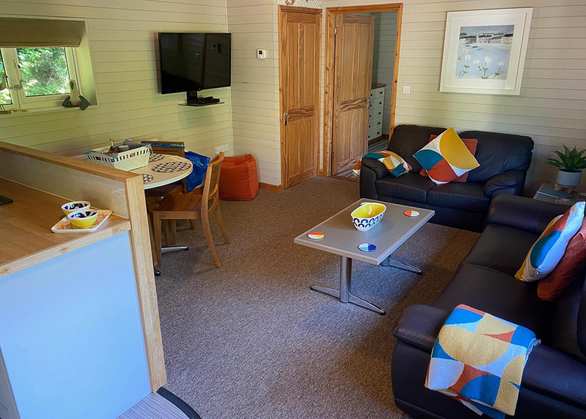 Ivyleaf Combe Lodges Stratton  Buitenkant foto